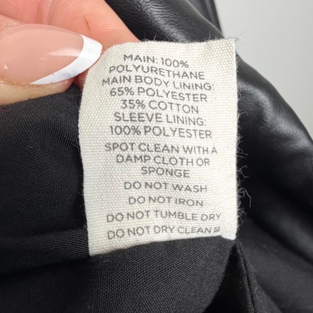 Glassons black faux leather blazer size S minimalist chic vegan leather jacket - Picture 7 of 8